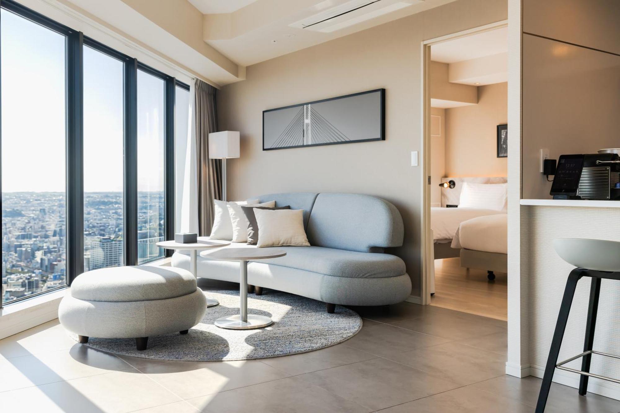 Oakwood Suites Yokohama Yokohama  Ngoại thất bức ảnh A suite at the hotel